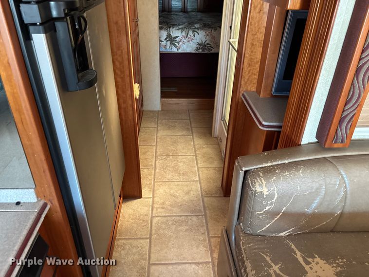 image for item YA1392 2007 Newmar Mountain Air RV