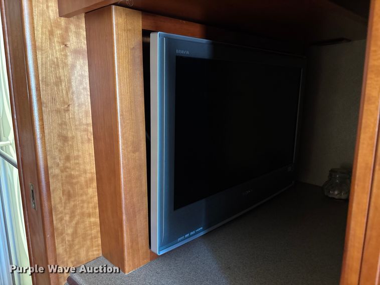 image for item YA1392 2007 Newmar Mountain Air RV