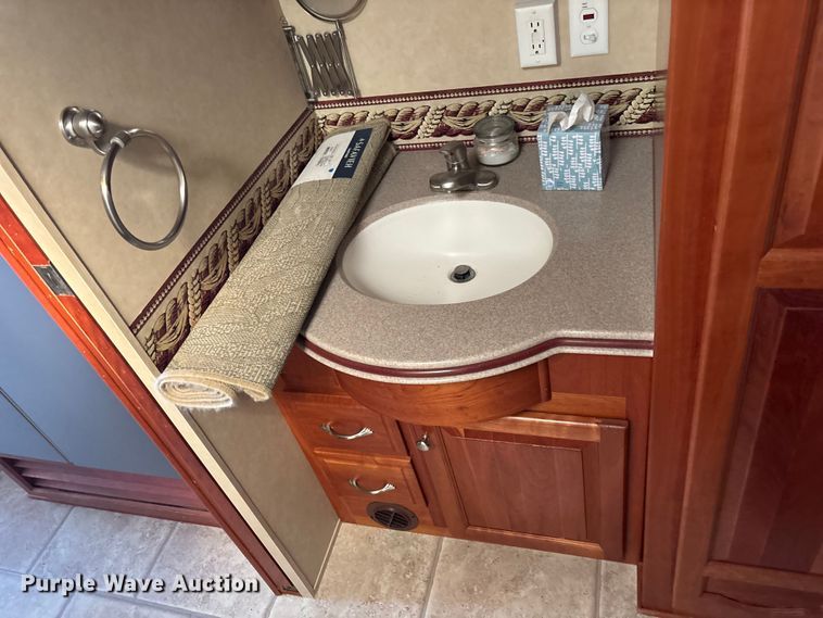 image for item YA1392 2007 Newmar Mountain Air RV