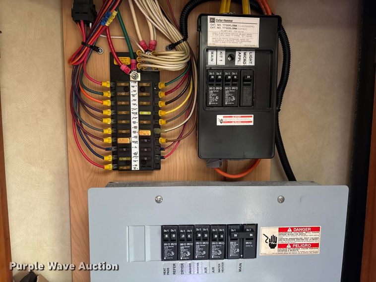 image for item YA1392 2007 Newmar Mountain Air RV