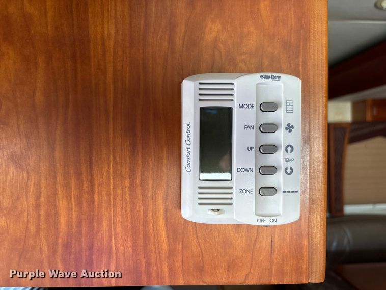 image for item YA1392 2007 Newmar Mountain Air RV