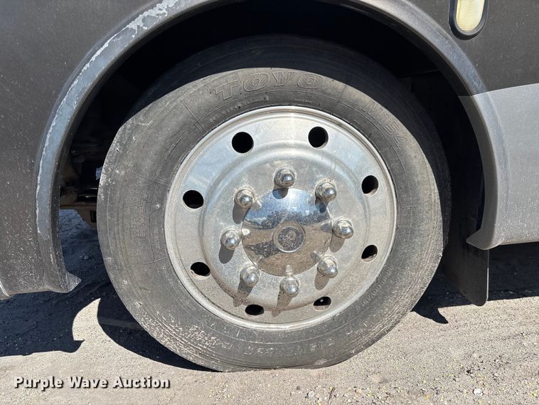 image for item YA1392 2007 Newmar Mountain Air RV