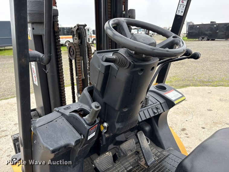 image for item YA1406 Caterpillar GP25N forklift