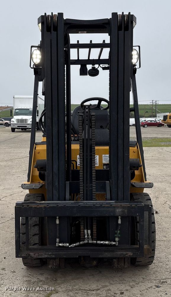 image for item YA1407 Caterpillar GP25N forklift