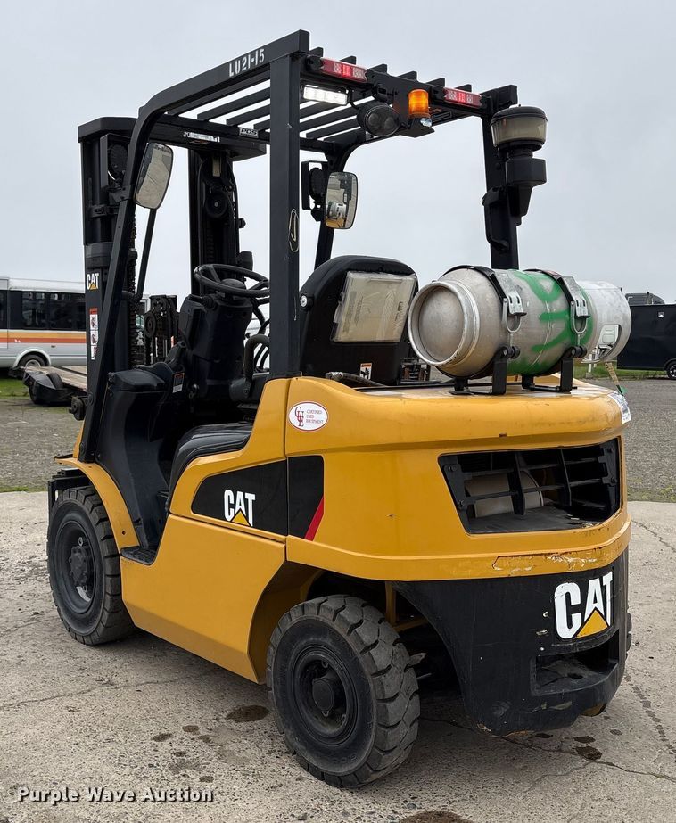 image for item YA1407 Caterpillar GP25N forklift