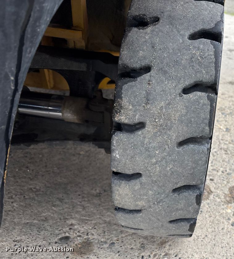 image for item YA1407 Caterpillar GP25N forklift