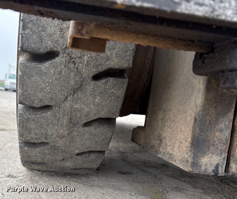 image for item YA1407 Caterpillar GP25N forklift