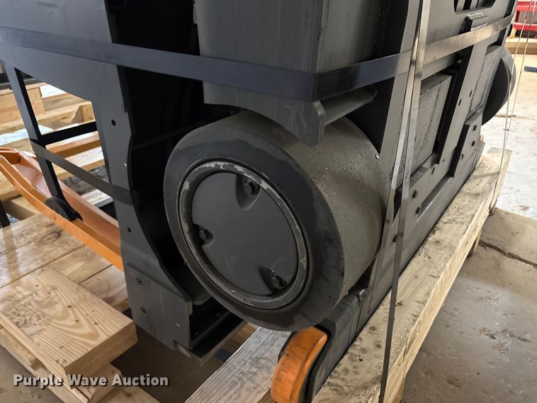 image for item YA1437 2024 Crown TSP6500-33 order picker