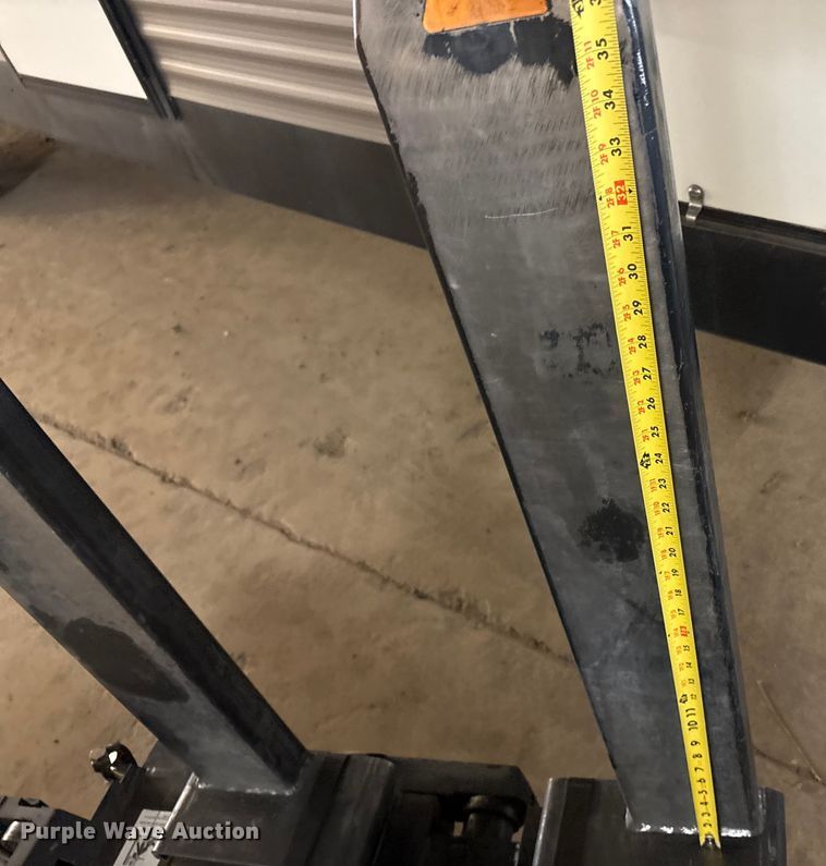 image for item YA1437 2024 Crown TSP6500-33 order picker