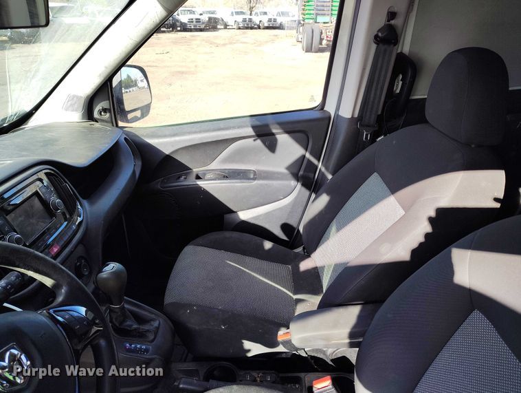 image for item YA1738 2018 RAM ProMaster City delivery van