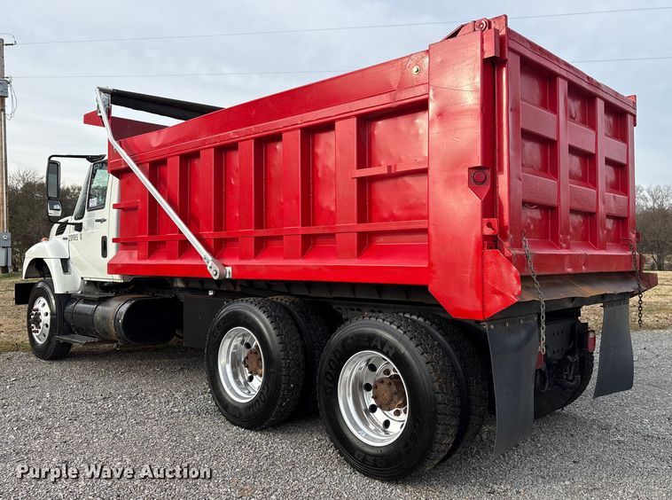 image for item DM1993 2008 International 7400 dump truck