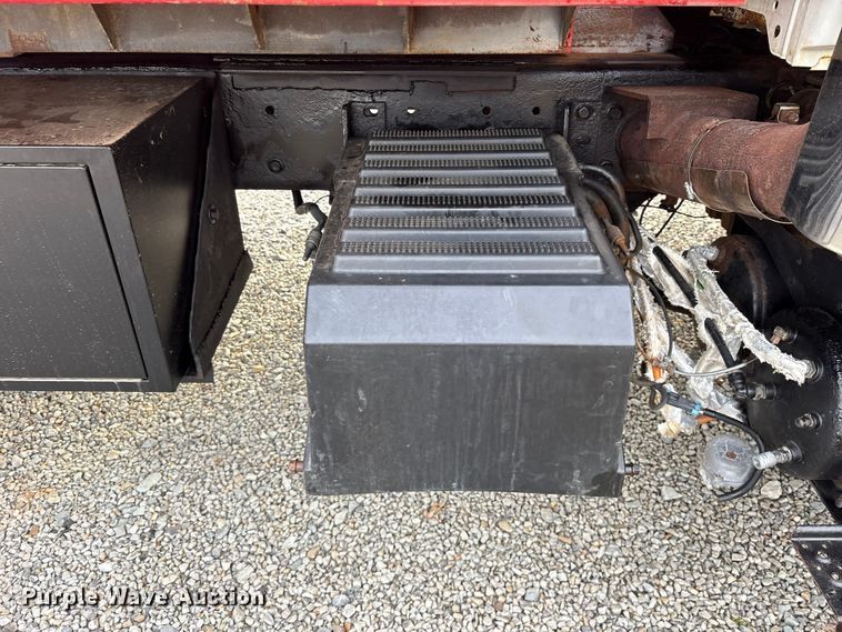 image for item DM1993 2008 International 7400 dump truck