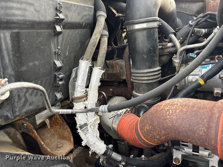 image for item DM1993 2008 International 7400 dump truck