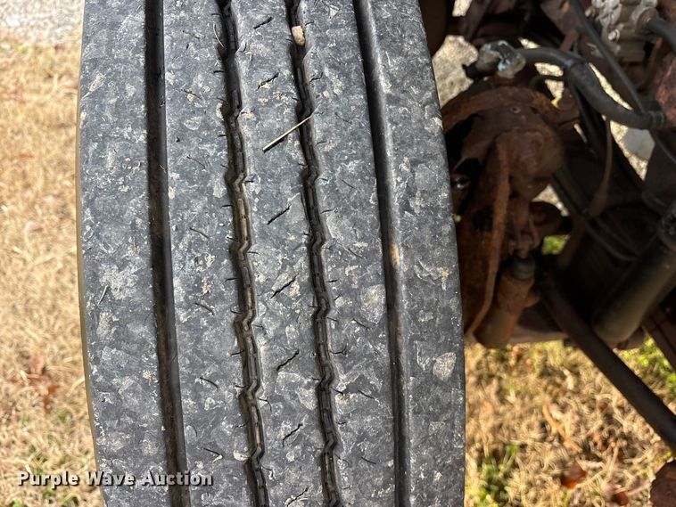 image for item DM1993 2008 International 7400 dump truck