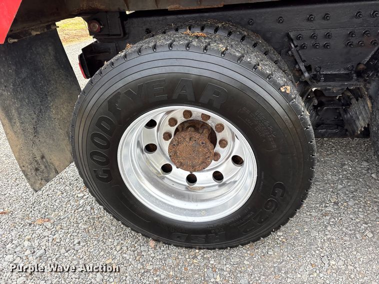 image for item DM1993 2008 International 7400 dump truck