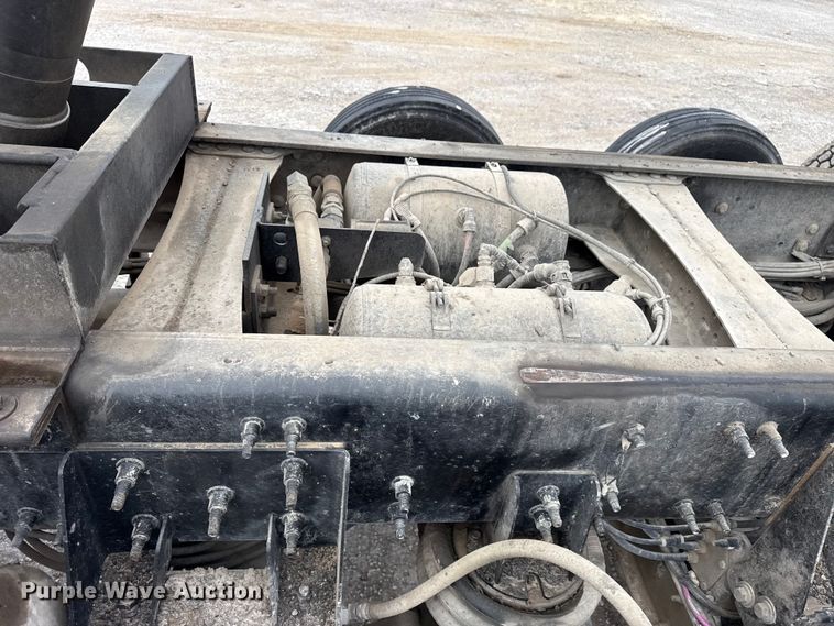 image for item DQ4182 2023 Mack Granite dump truck