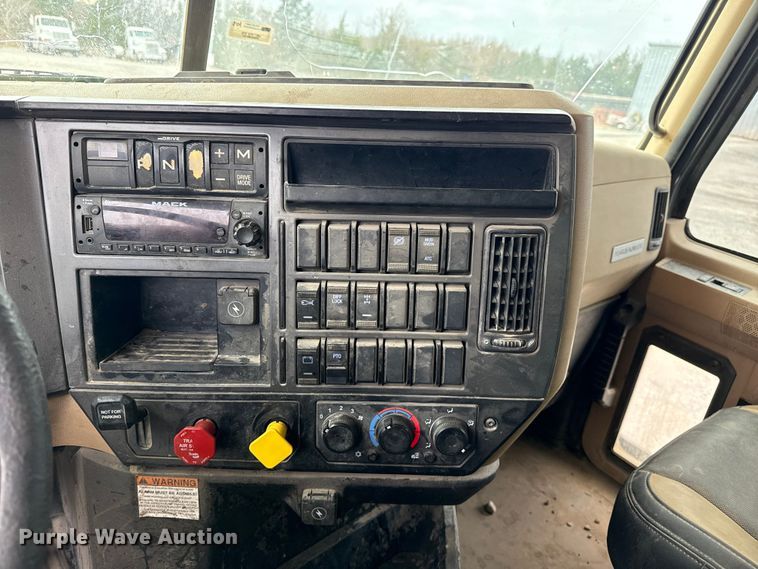 image for item DQ4182 2023 Mack Granite dump truck