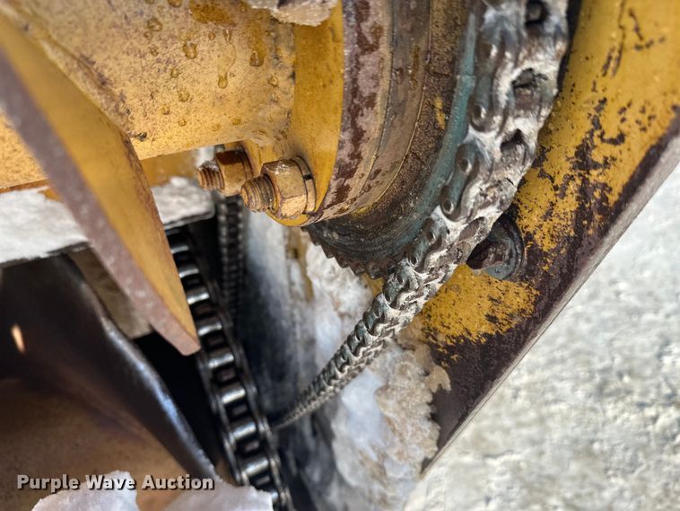 image for item DT6492 Root Spring Scraper Co RB8 98 snow blower