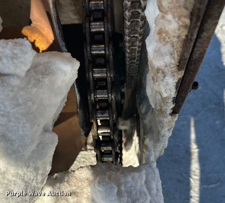 image for item DT6492 Root Spring Scraper Co RB8 98 snow blower