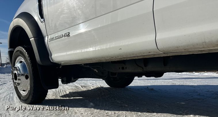 image for item DT6493 2018 Ford F550 flatbed truck