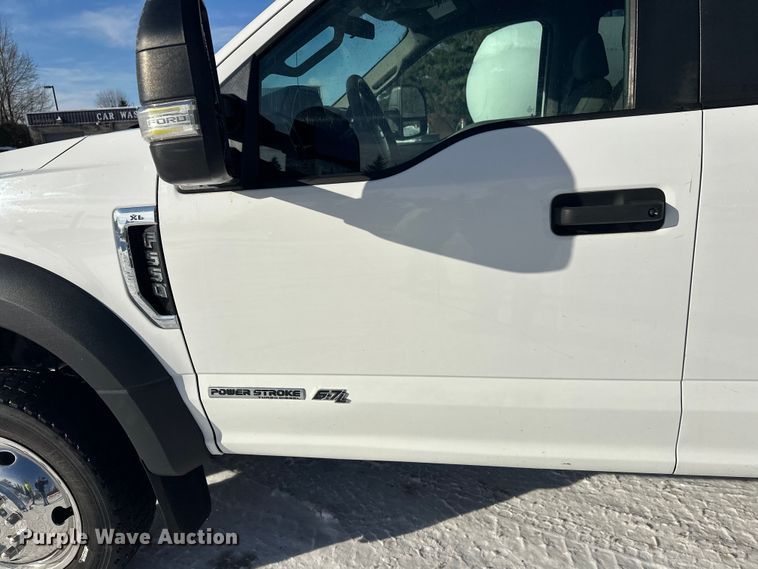 image for item DT6493 2018 Ford F550 flatbed truck