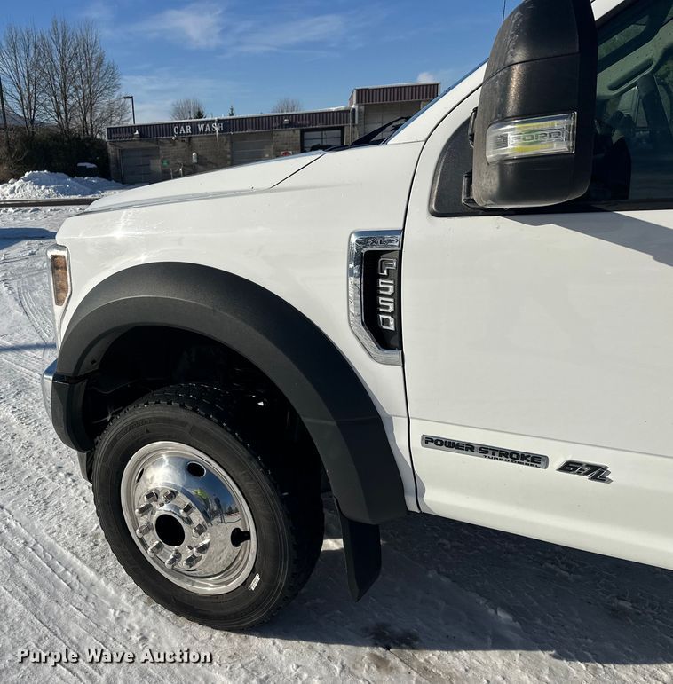 image for item DT6493 2018 Ford F550 flatbed truck