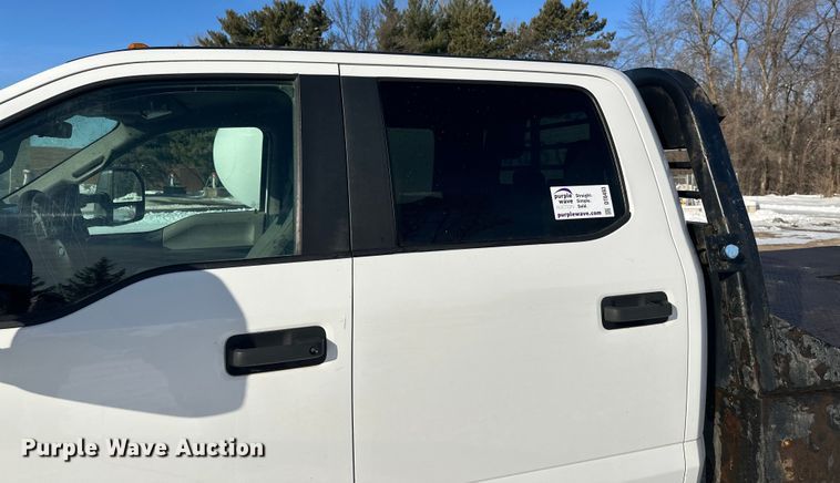 image for item DT6493 2018 Ford F550 flatbed truck