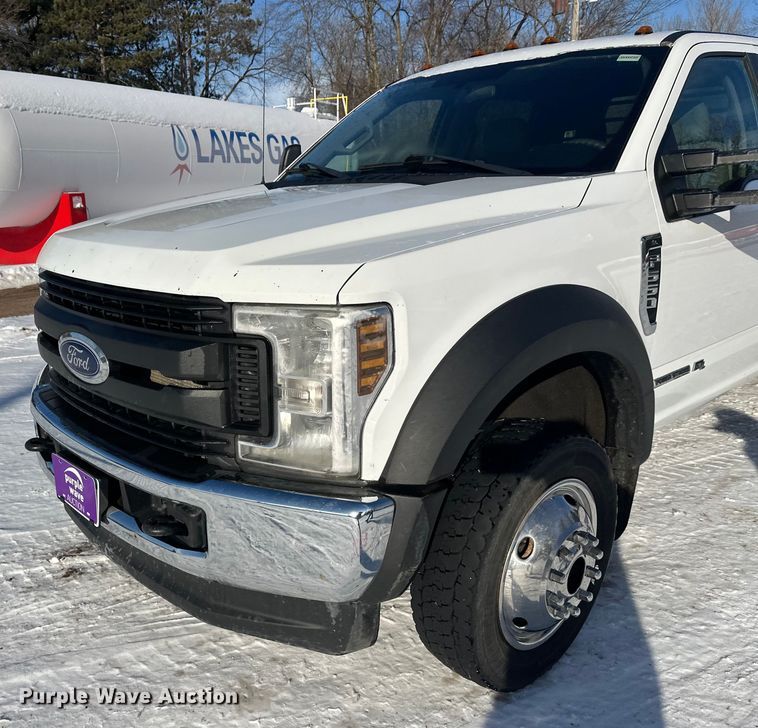 image for item DT6493 2018 Ford F550 flatbed truck