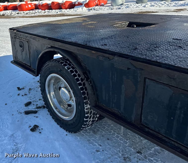 image for item DT6493 2018 Ford F550 flatbed truck