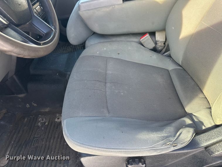 image for item DT6493 2018 Ford F550 flatbed truck