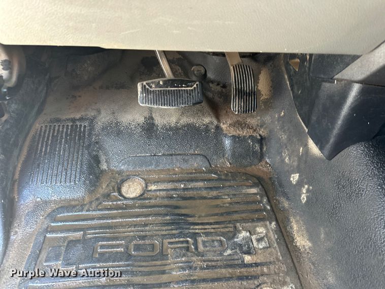 image for item DT6493 2018 Ford F550 flatbed truck