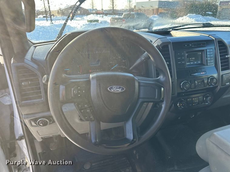 image for item DT6493 2018 Ford F550 flatbed truck