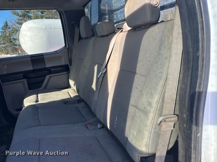 image for item DT6493 2018 Ford F550 flatbed truck