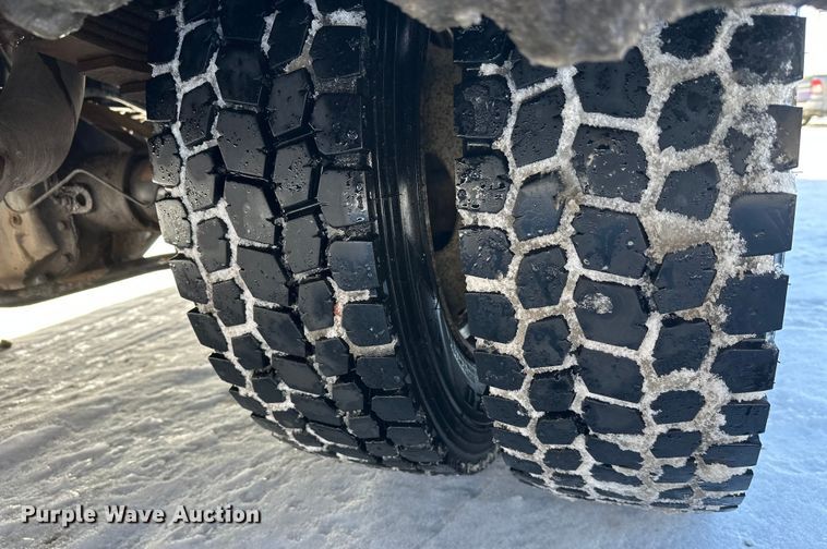 image for item DT6493 2018 Ford F550 flatbed truck