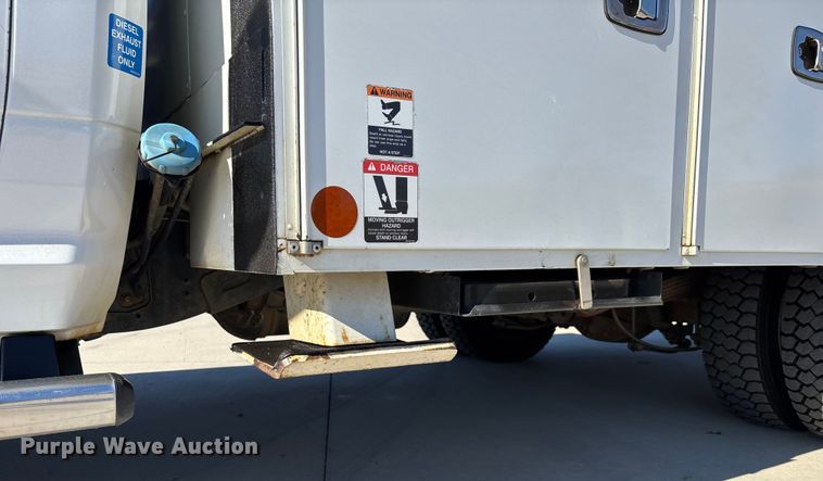 image for item DU0318 2016 RAM 5500HD bucket truck