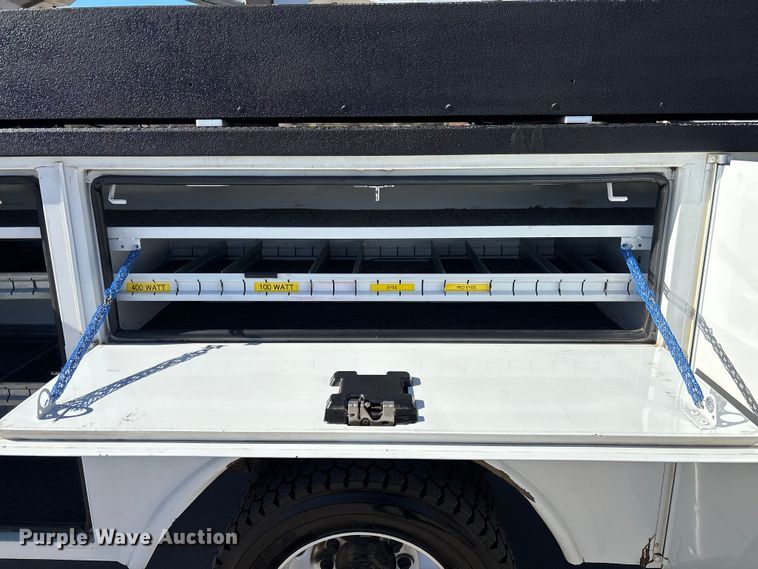 image for item DU0318 2016 RAM 5500HD bucket truck