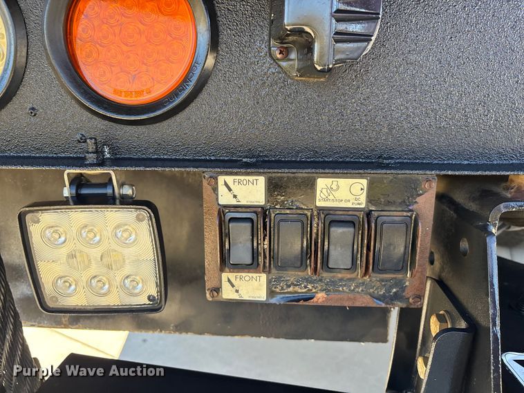 image for item DU0318 2016 RAM 5500HD bucket truck