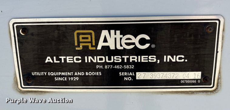 image for item DU0318 2016 RAM 5500HD bucket truck