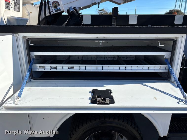 image for item DU0318 2016 RAM 5500HD bucket truck