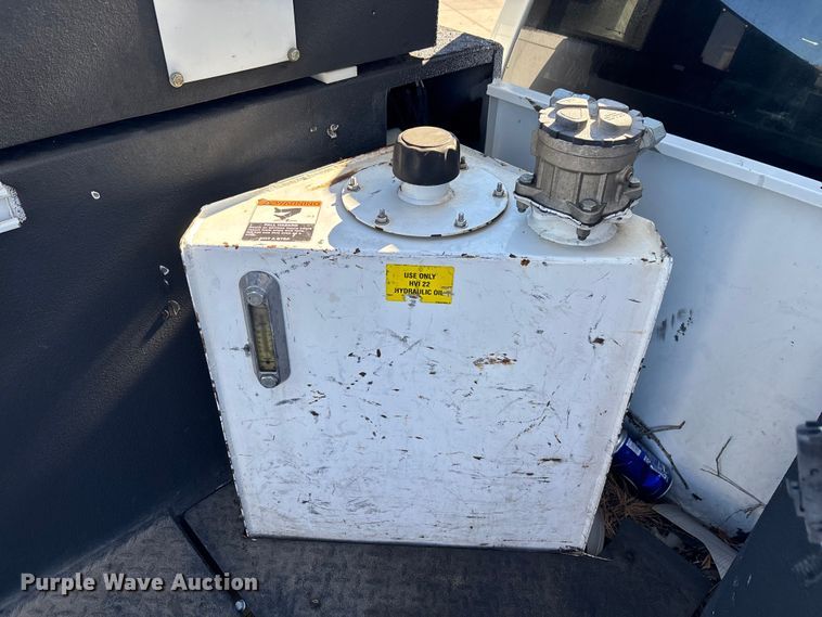 image for item DU0318 2016 RAM 5500HD bucket truck