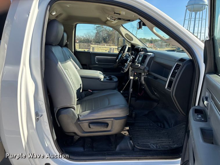 image for item DU0318 2016 RAM 5500HD bucket truck