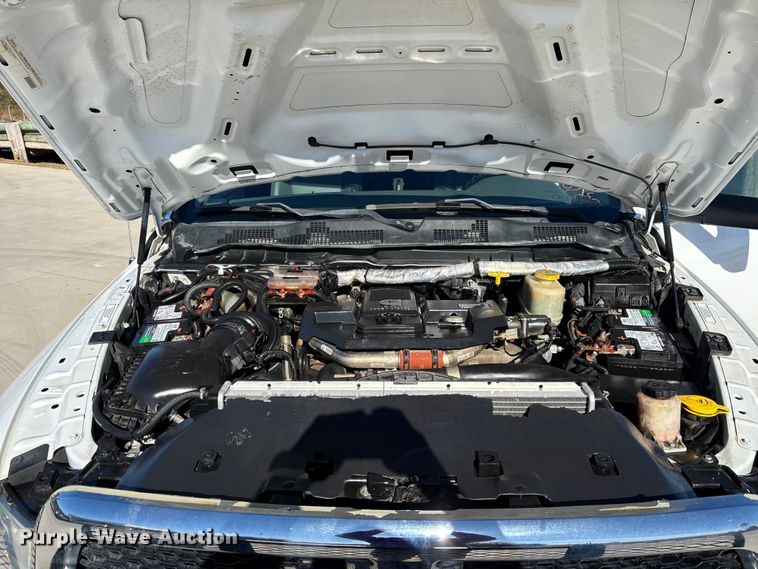 image for item DU0318 2016 RAM 5500HD bucket truck