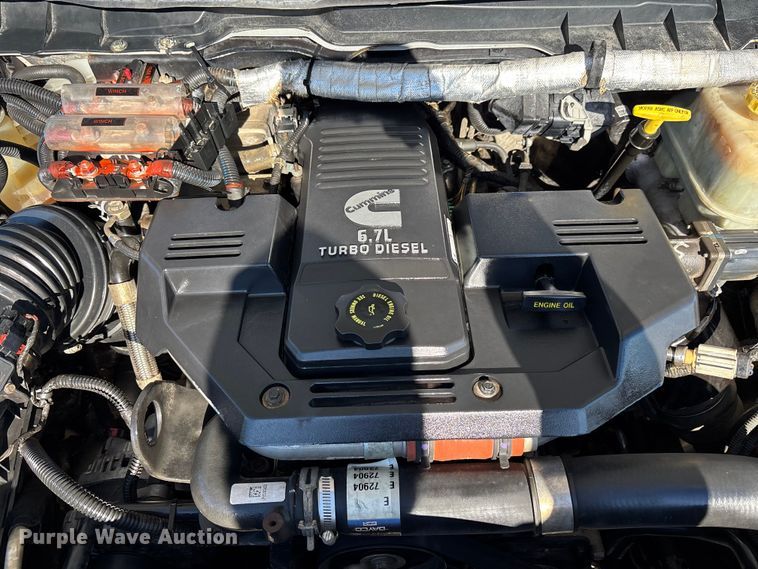 image for item DU0318 2016 RAM 5500HD bucket truck