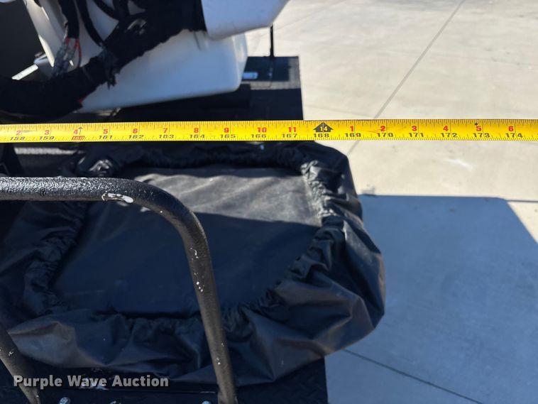 image for item DU0318 2016 RAM 5500HD bucket truck