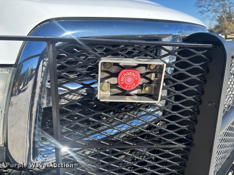 image for item DU0319 2016 RAM 5500HD bucket truck