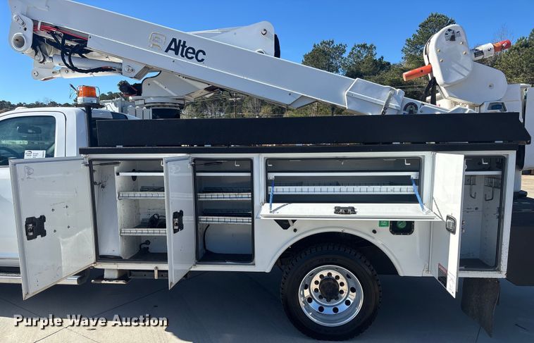 image for item DU0319 2016 RAM 5500HD bucket truck