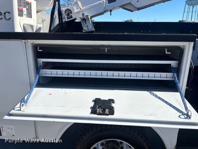 image for item DU0319 2016 RAM 5500HD bucket truck