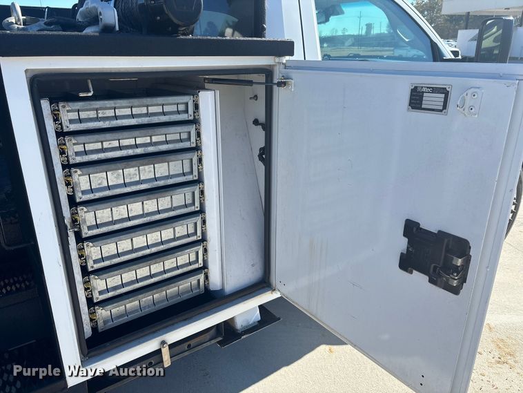 image for item DU0319 2016 RAM 5500HD bucket truck