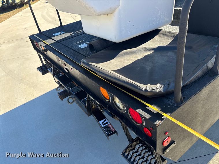 image for item DU0319 2016 RAM 5500HD bucket truck