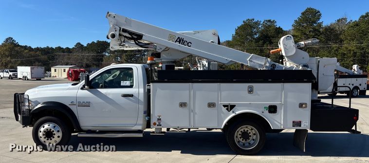 image for item DU0320 2016 RAM 5500HD bucket truck